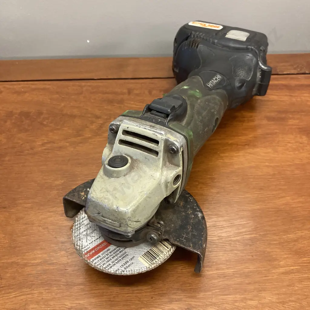 Hitachi 18V 115mm Angle Grinder G 18DL & 3.0Ah Battery (No Charger) Image 1++